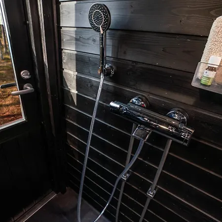 Lapland Riverside 7 Puolukka, Yllaes, Tiny With Sauna, Fireplace, Terrace, Bbq, Wifi, Ski, Fishing, Pets Ok Äkäslompolo