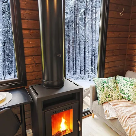 Lapland Riverside 7 Puolukka, Yllaes, Tiny With Sauna, Fireplace, Terrace, Bbq, Wifi, Ski, Fishing, Pets Ok Chalet