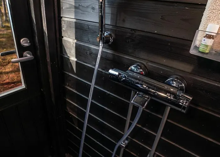 Lapland Riverside 7 Puolukka, Yllaes, Tiny With Sauna, Fireplace, Terrace, Bbq, Wifi, Ski, Fishing, Pets Ok Äkäslompolo